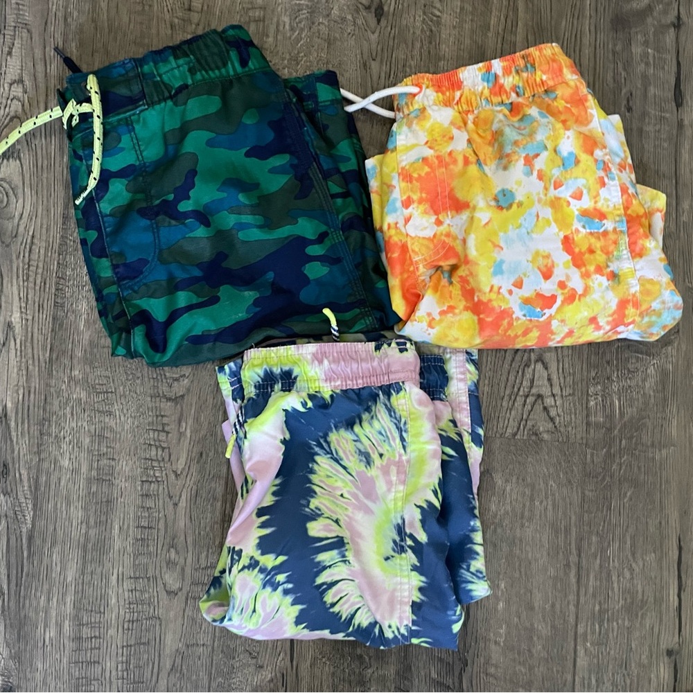 Set of 3 boys swim trunks size L
